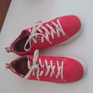 Toms Canvas Shoes